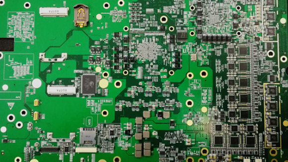 SMT貼片加工的設(shè)備有哪些，裸手操作有什么影響？-上海PCB抄板-SMT貼片加工